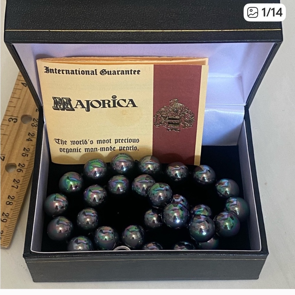 Majorica Faux Iridescent Pearl Necklace - Picture 6 of 6